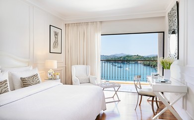 https://ohmydream.club/storage/media/uploads/Grecotel Corfu Imperial/rooms/Deluxe Guestroom Sea View/prev/63d2775ca8fbc.jpg